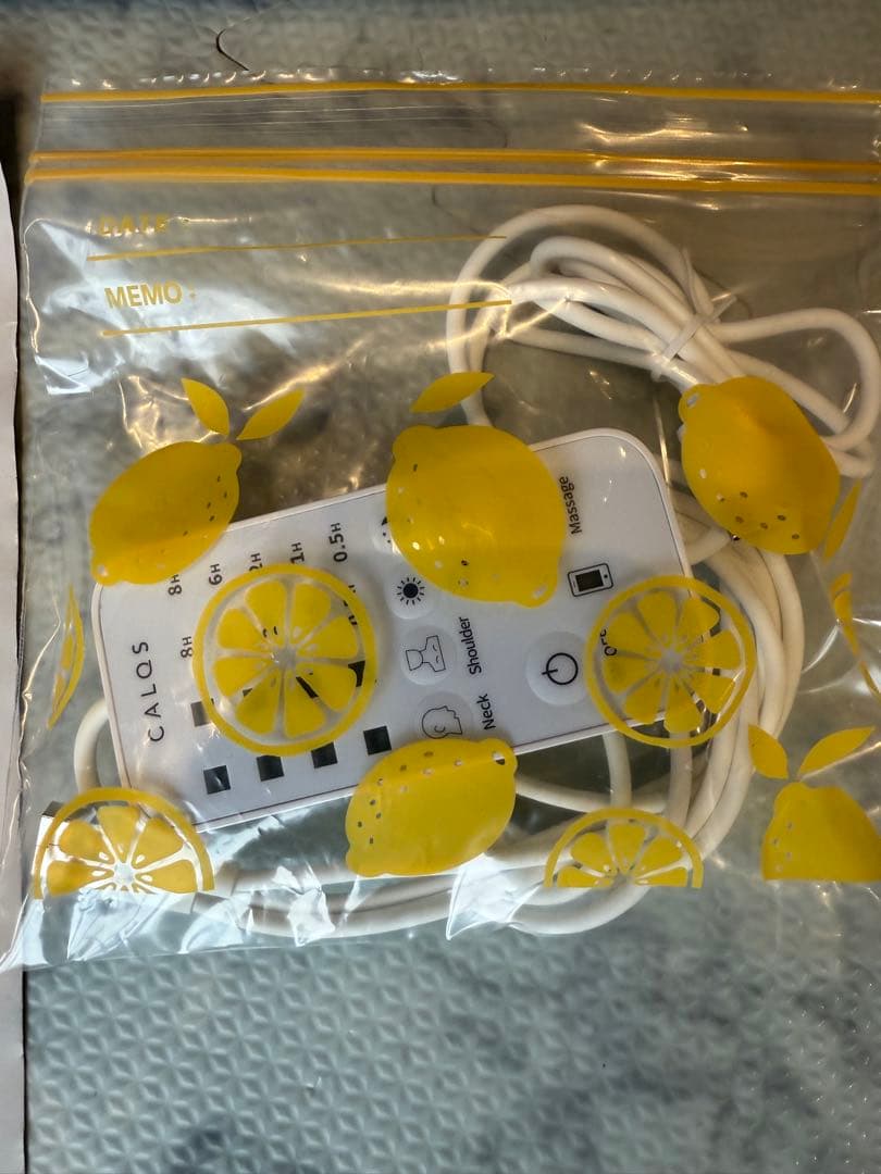 カルクス　首と肩がほっとする枕PLUS　温め振動機能付き