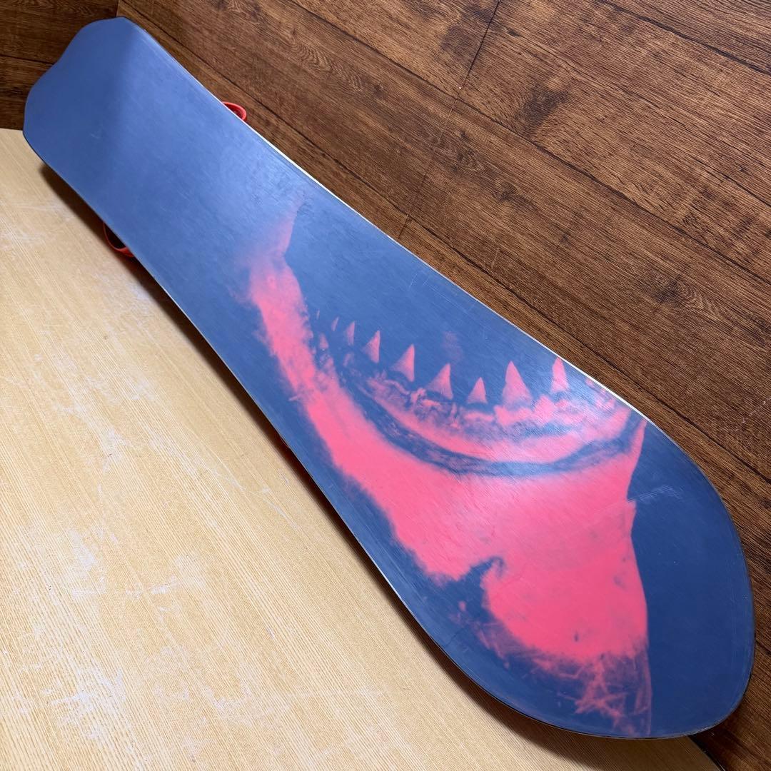 美品　BURTON UNION パウダー　フリーライド 156cm ジョーズ 鮫
