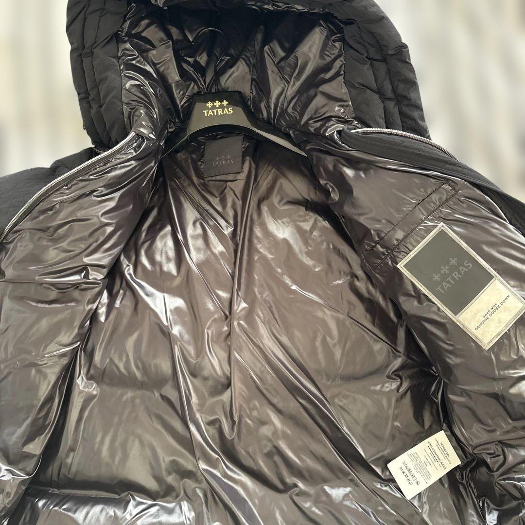 TATRAS フード付きブラックダウンジャケット