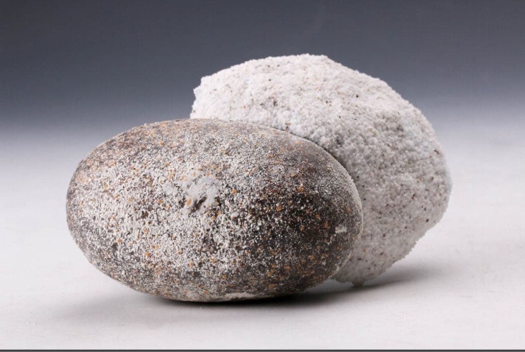 小川待子作　釉薬と陶器　オブジェ　現代アート