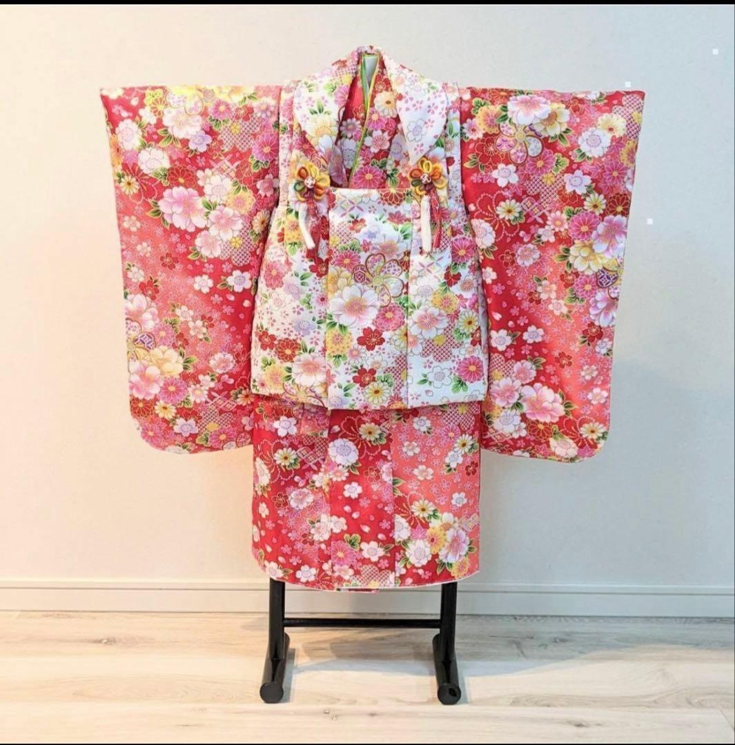値下げしました新品✨七五三 3歳赤・ピンク花柄 被布着