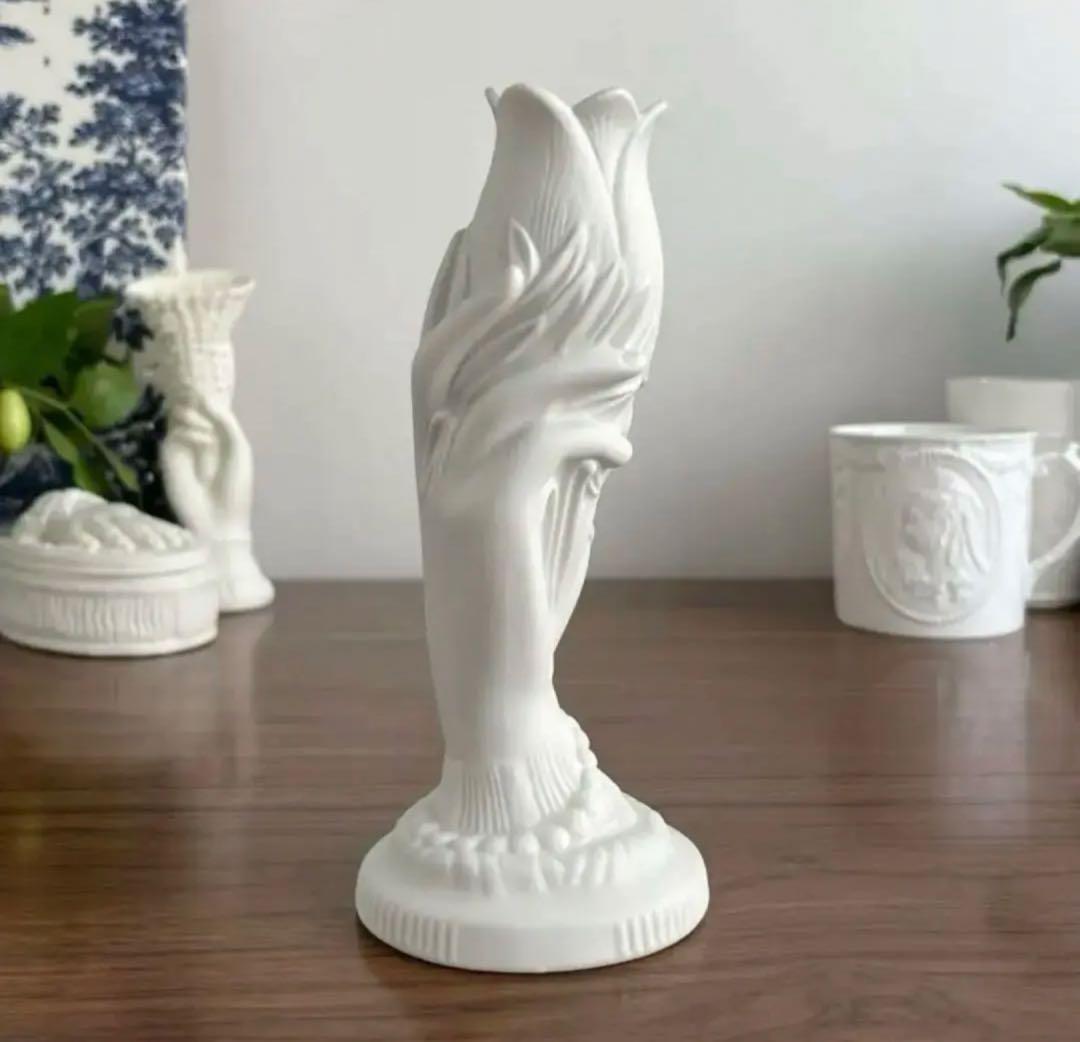 英国ヴィンテージ ♤ ホワイトビスクのハンドベース17cm ♤ ポートメイリオン