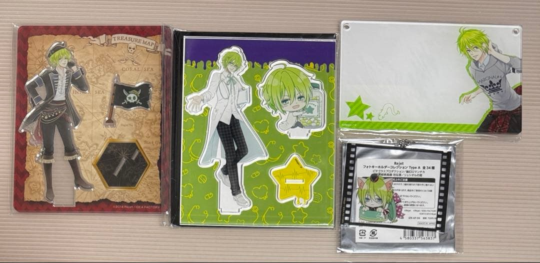 金*✨様 〖匿名配送〗野村エル アクリルスタンド 他10点セット