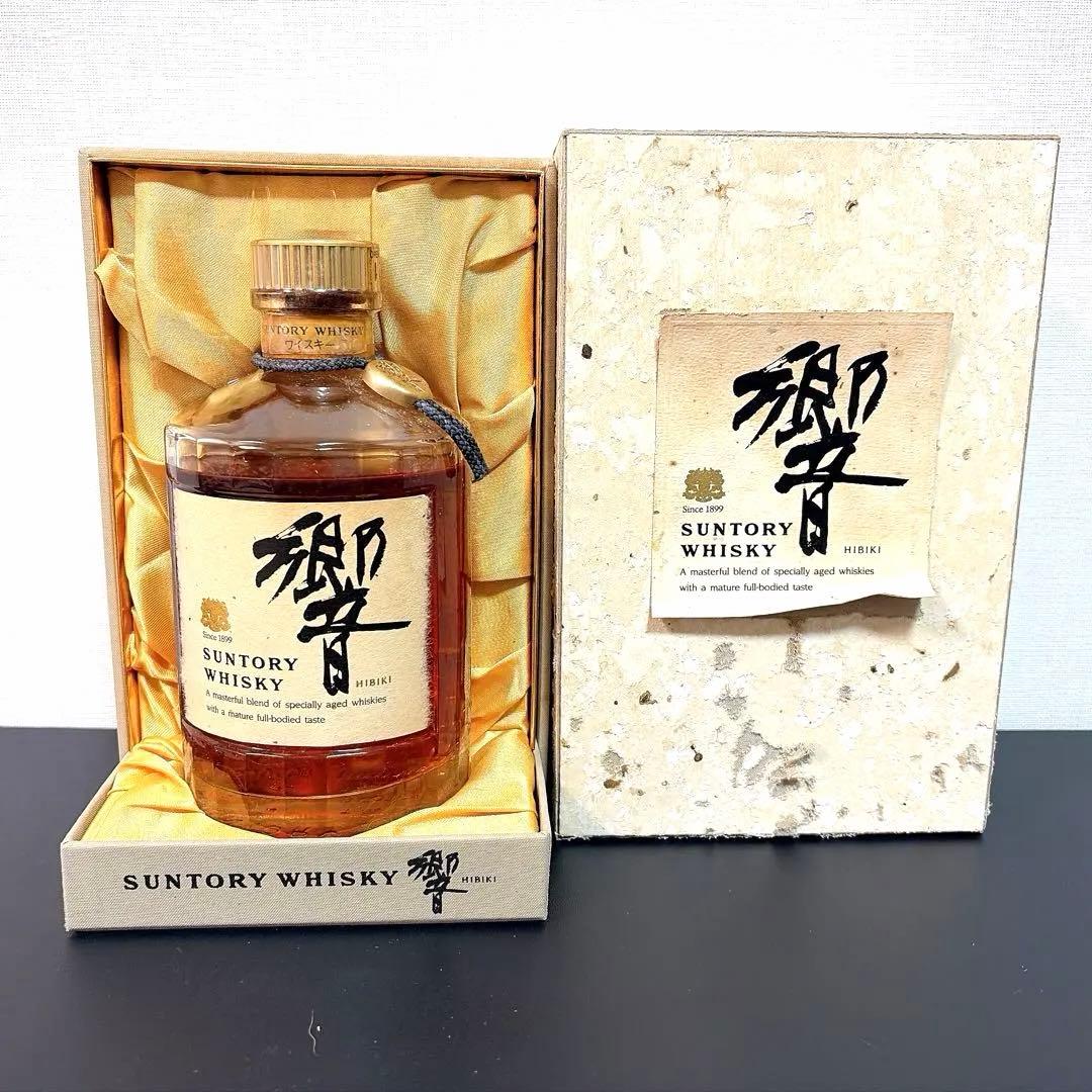 サントリー 響 金キャップ 750ml 箱付き