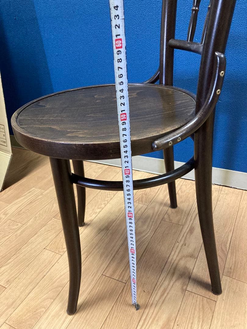 A チェコ製　東ヨーロッパ　ヨーロピアン　椅子　チェア　アンティーク調　木製