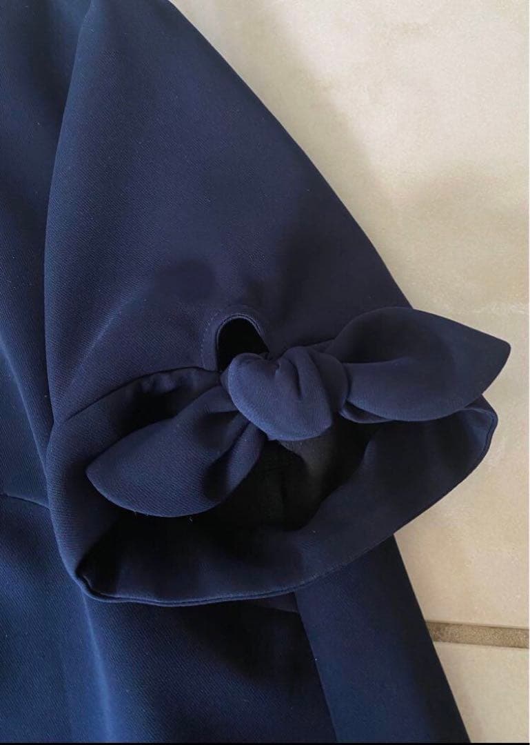 ボーダーズアットバルコニー 袖リボンブラウス