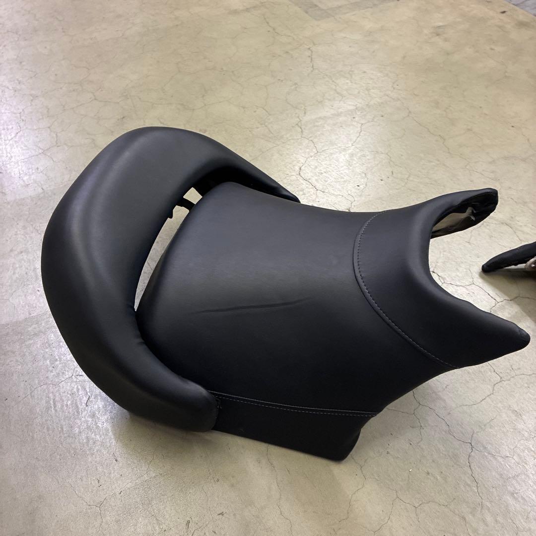 VMAX 純正シート　表皮張替え済み　前後セット　V-MAX