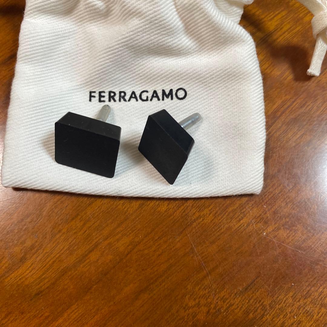値下げしました❗️FERRAGAMO パンプス