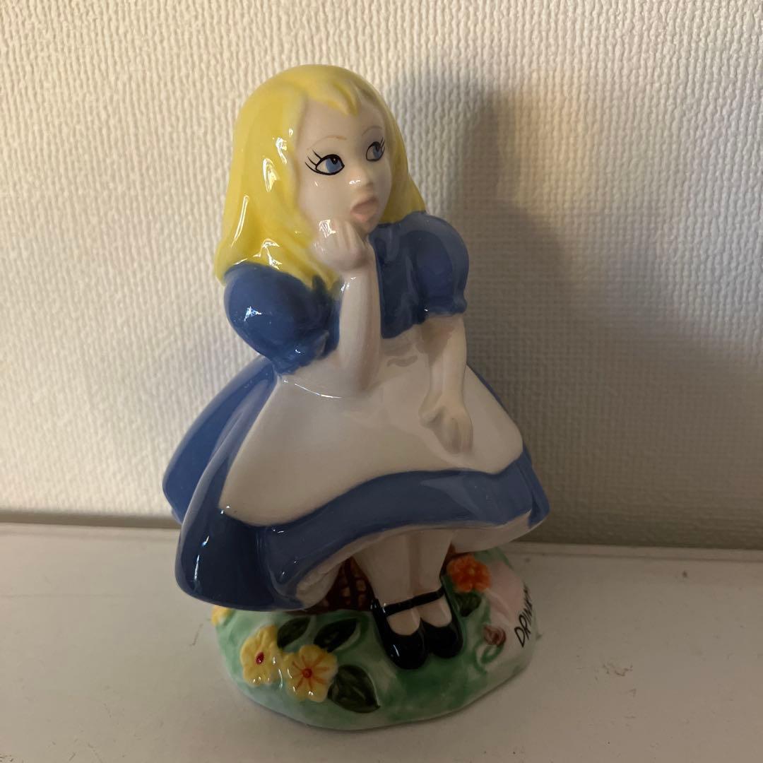 イギリス　陶器　不思議の国のアリス　フィギュリン　Cardew　Beswick