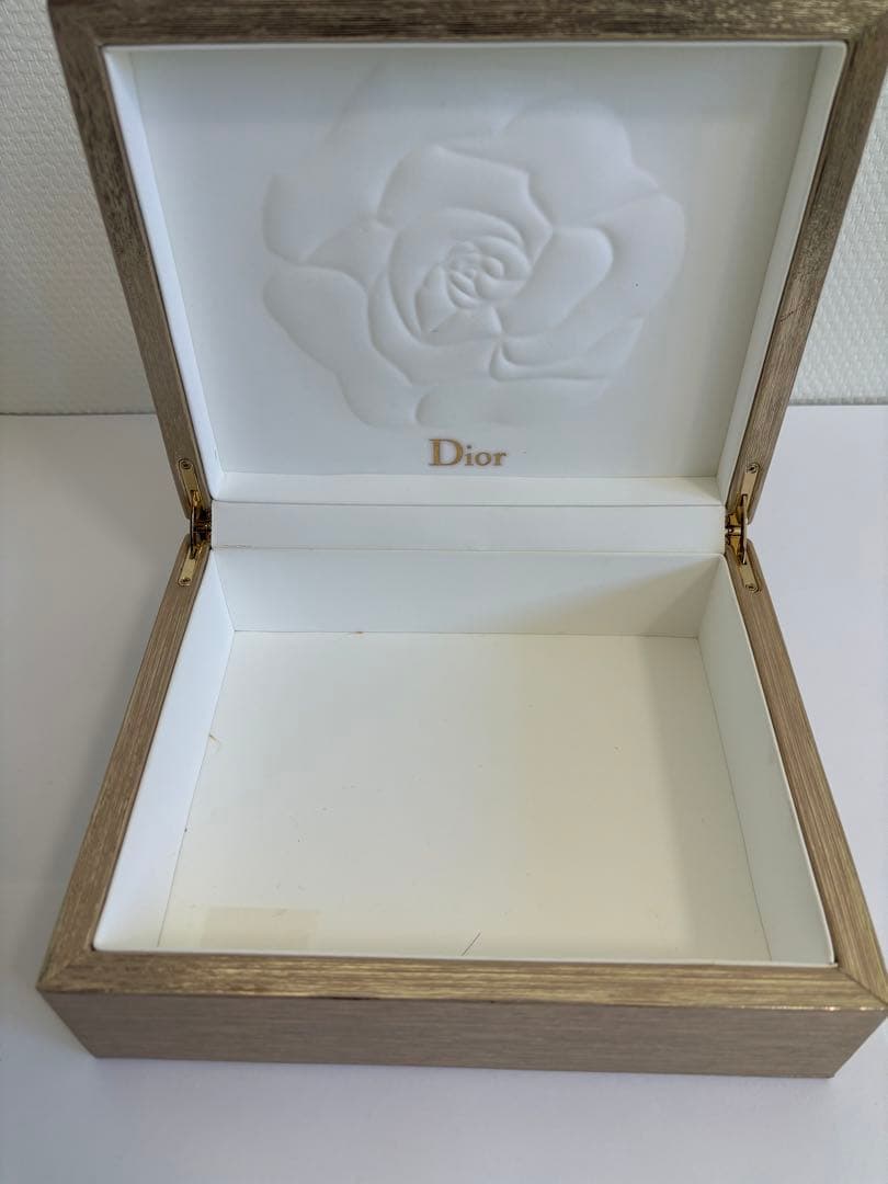 Dior 木製小物入れ ゴールド