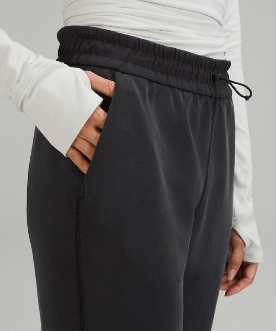 ルルレモン Softstreme ジョガー アジアフィット　S 美品