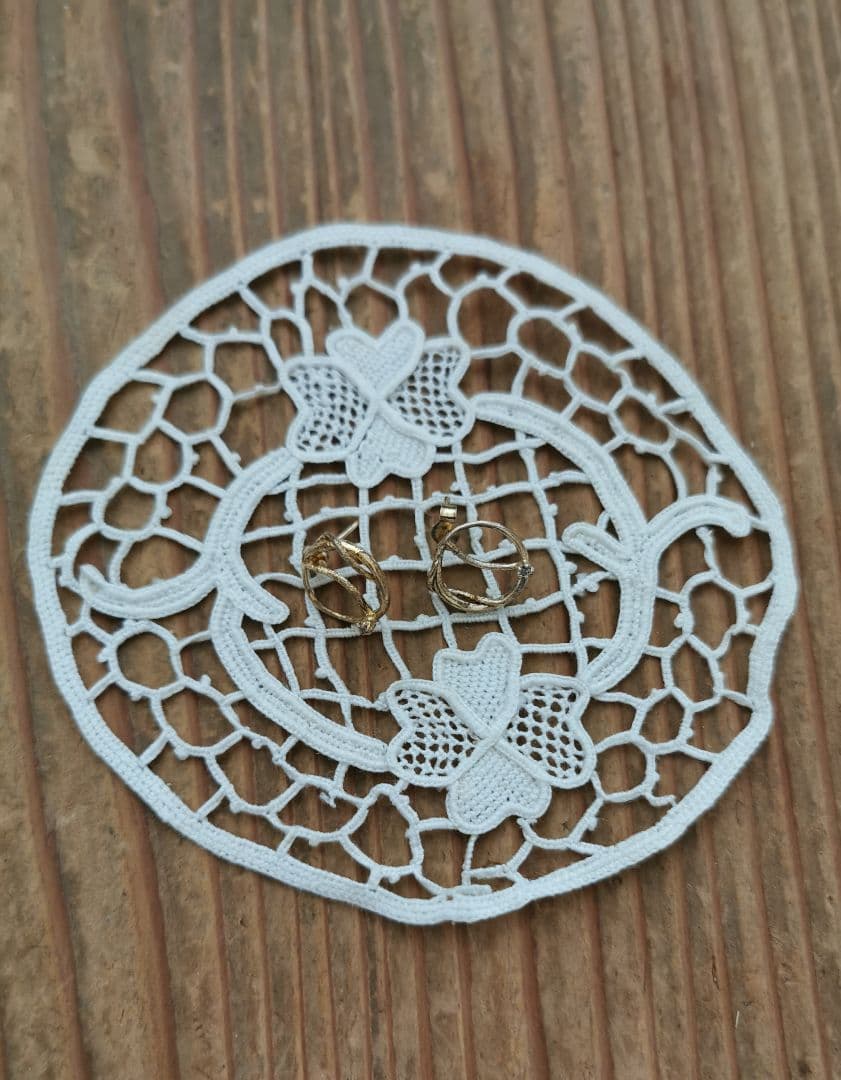 アンティーク☘トレフル よつ葉クローバー ニードルワーク レース刺繍プチドイリー