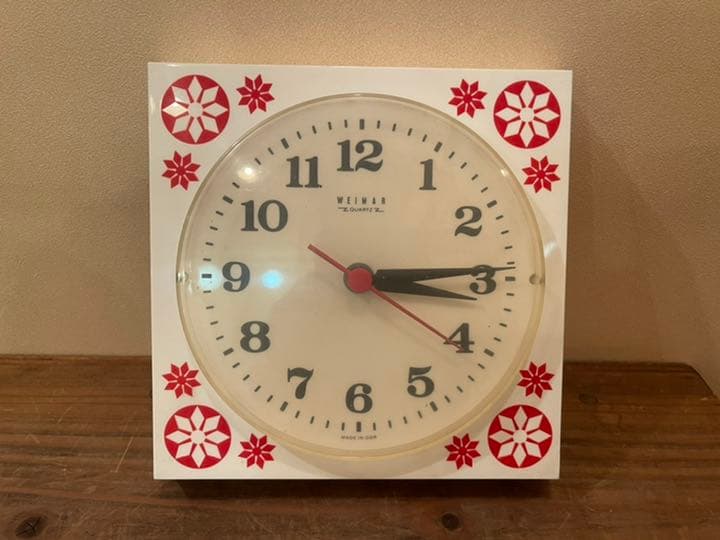 旧東ドイツGDR WEIMAR 壁掛け時計 雪華模様 ビンテージ レトロ