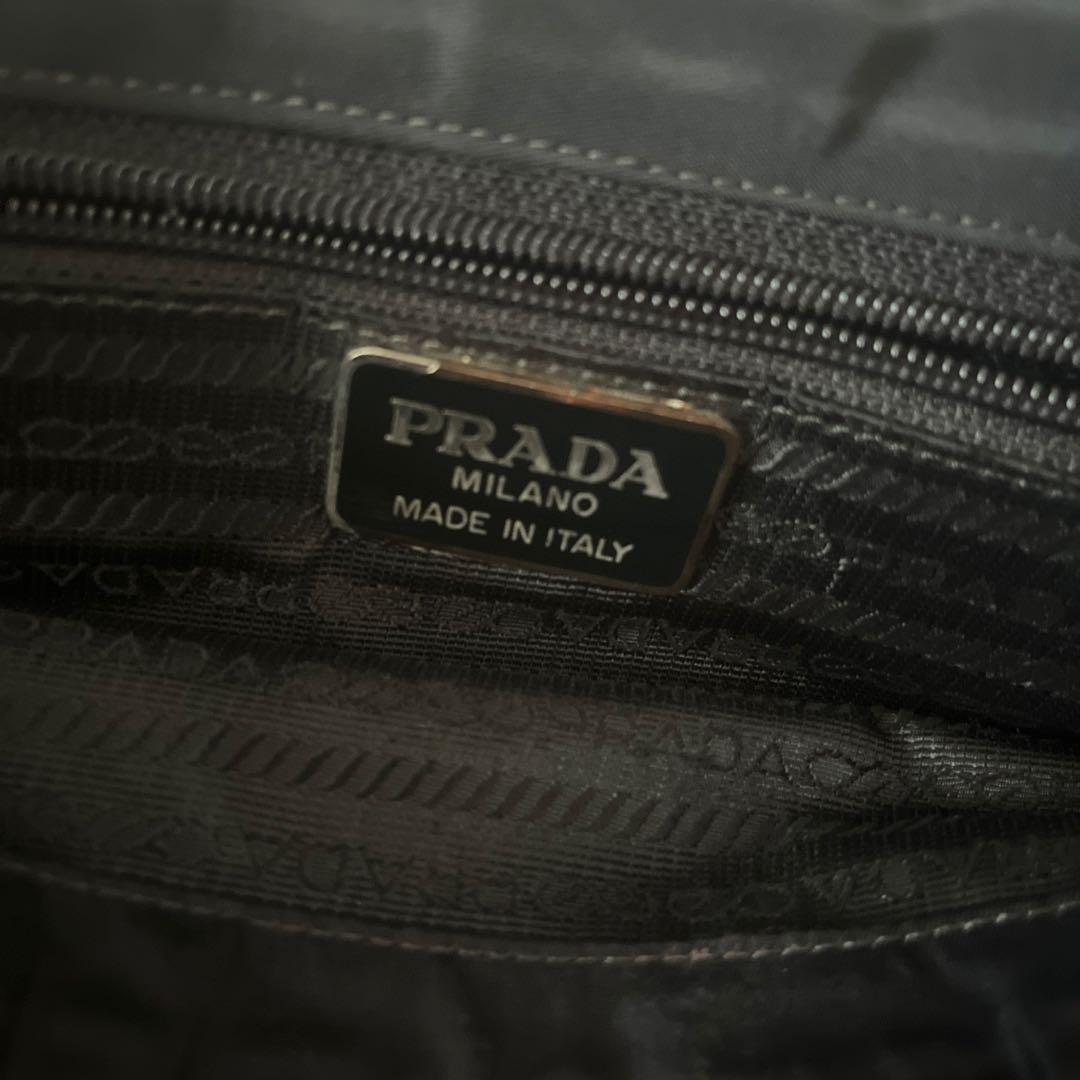 PRADA ブラック トートバッグ
