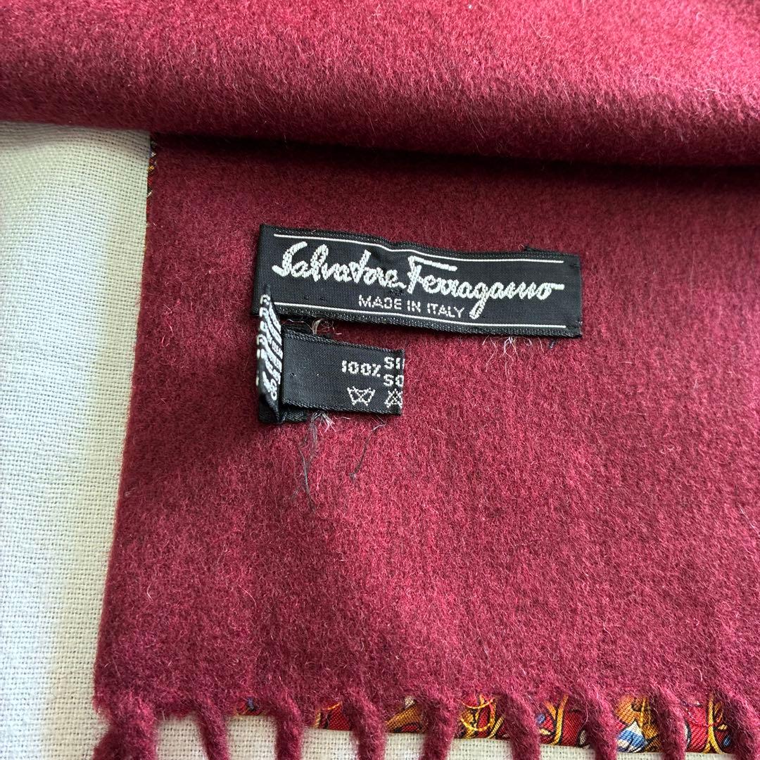 Salvatore Ferragamo ボルドー マフラー