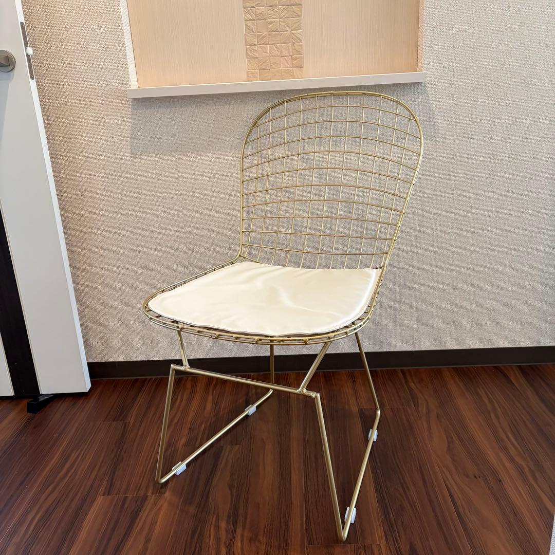 ハリー・ベルトイア　リブロダクト　ダイニングチェア ゴールド　モダン