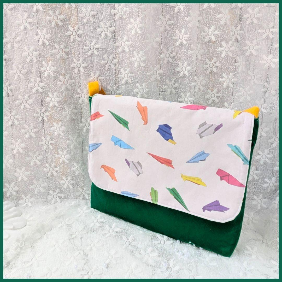 図書袋　絵本バッグ　通園バッグ　ショルダー　紙ヒコーキ