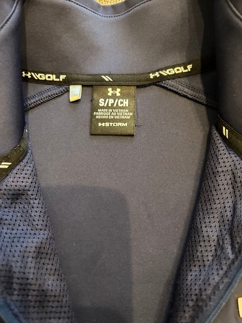 アンダーアーマー ゴルフ　ドライブプロ ハイブリッド 1/2ジップ ジャケット