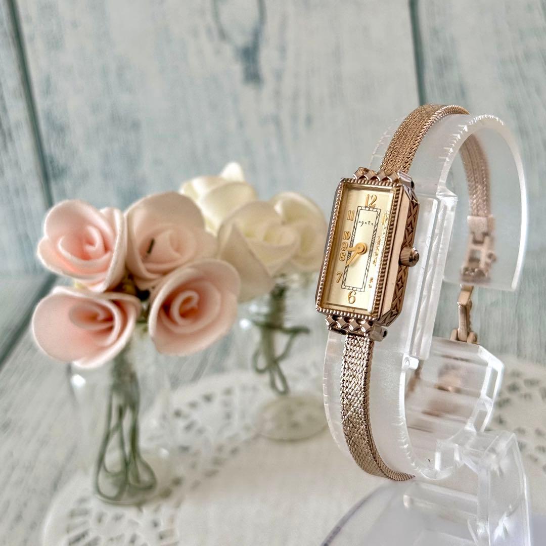 【電池交換済】agete アガット 腕時計 0.014ct ゴールド調 腕時計