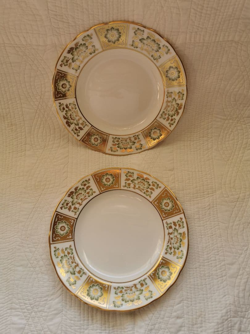 ロイヤルクラウンダービー グリーンダービーパネル≒22㎝ラージプレート２枚セット