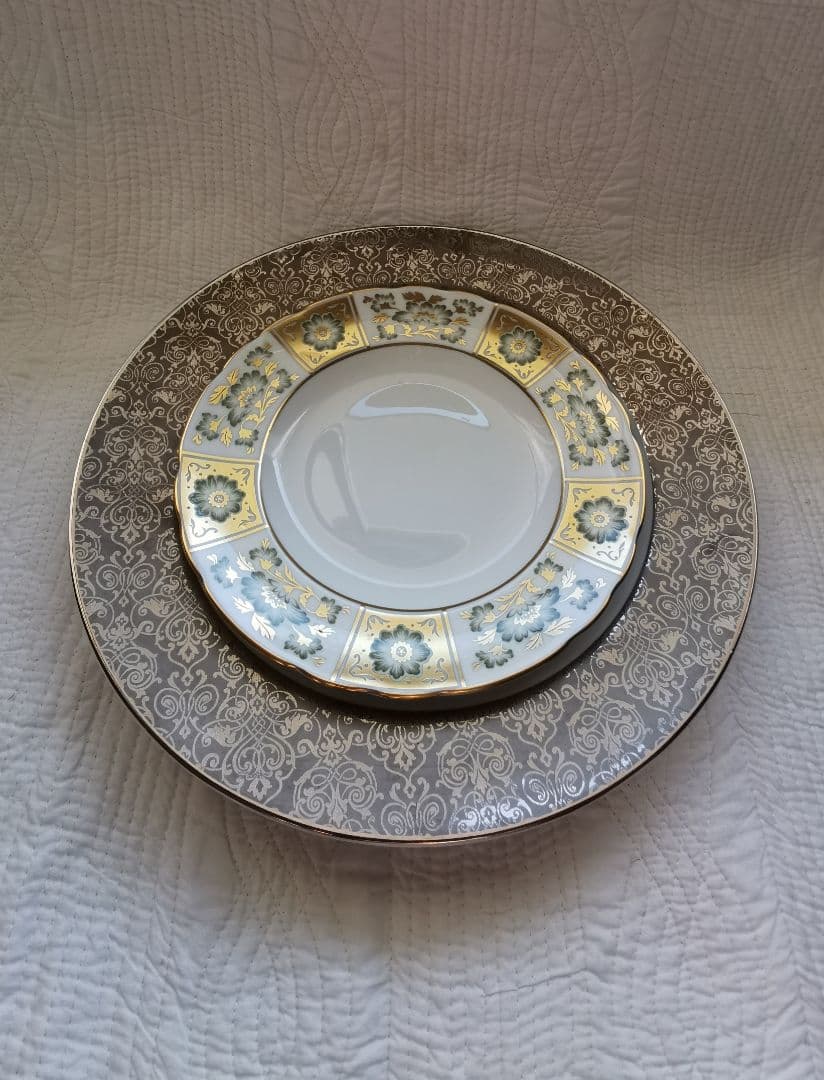 ロイヤルクラウンダービー グリーンダービーパネル≒22㎝ラージプレート２枚セット