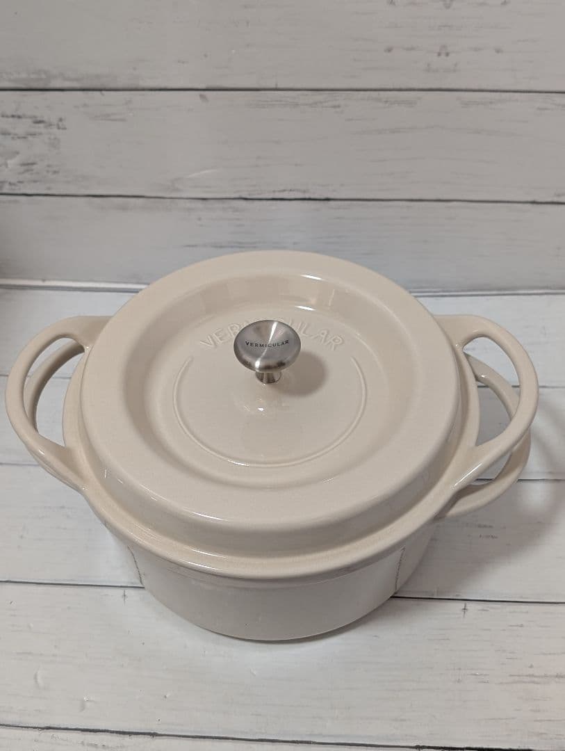 バーミュキュラ 鍋 両手鍋 IH調理器 オーブンポットラウンド 22cm