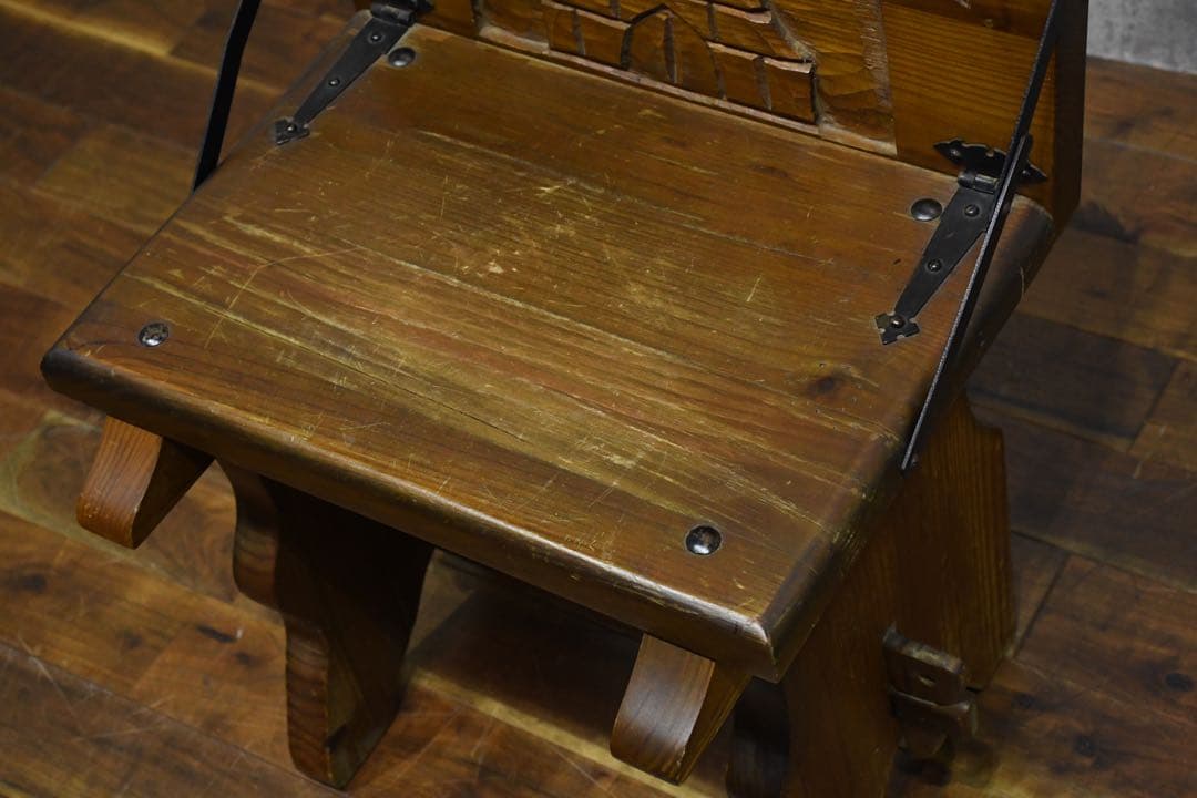 DHK60 ヴィンテージ スペイン製 サイドテーブル チェア 無垢材彫刻