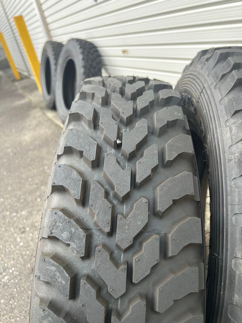 ジムニー タイヤ 4本 走行約50キロ使用 手渡し可能 愛知県一宮市