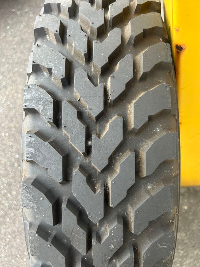 ジムニー タイヤ 4本 走行約50キロ使用 手渡し可能 愛知県一宮市