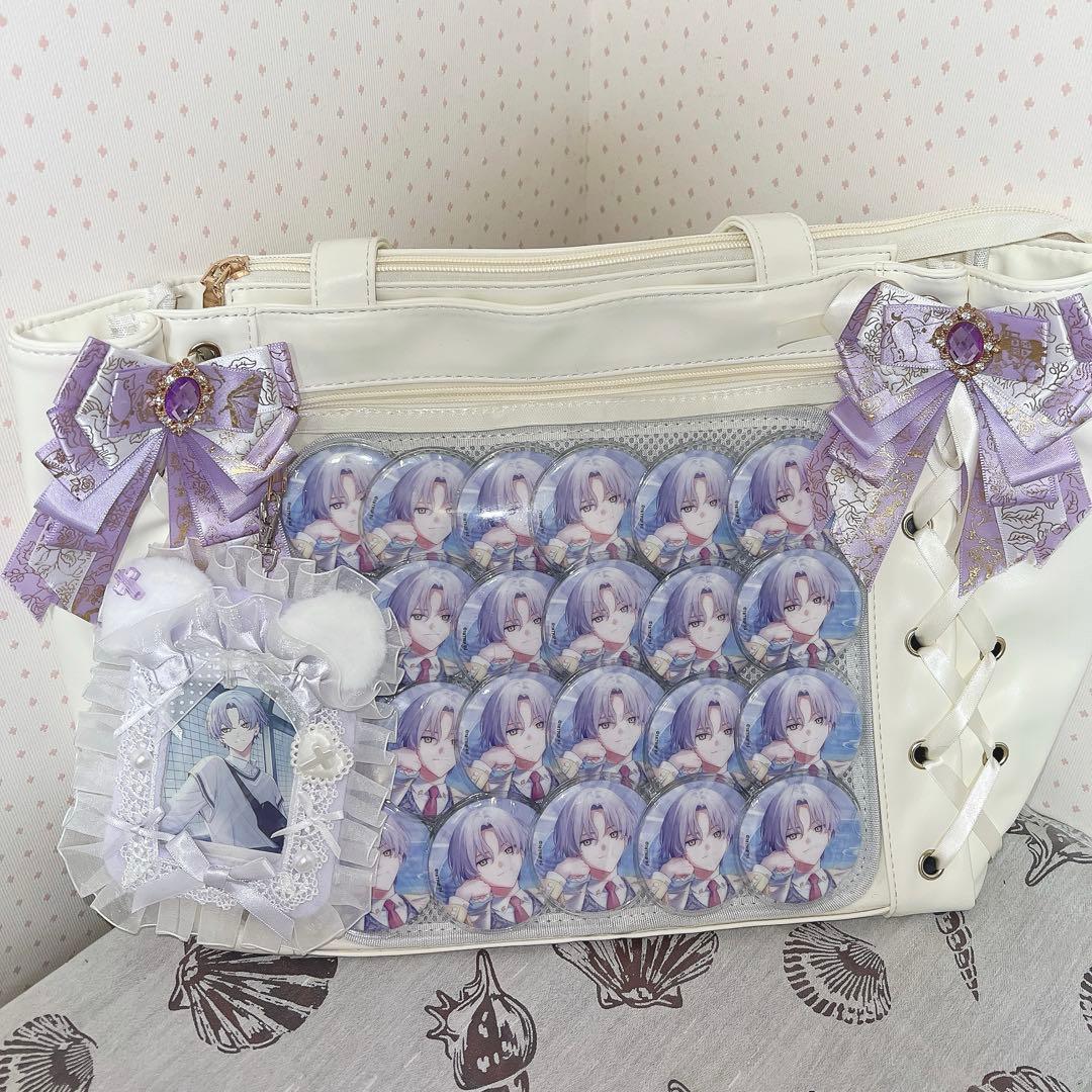 エイトリ 18trip 大黒可不可 缶バッジ23個　痛バッグセット