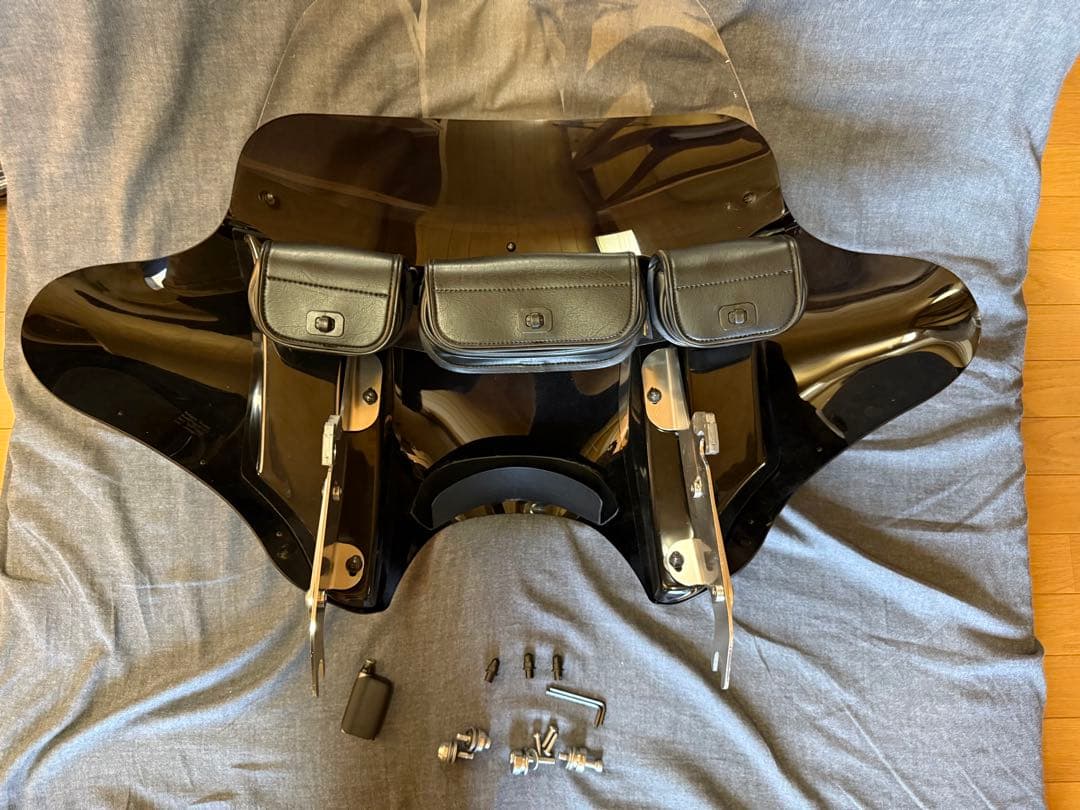 ハーレーFLSTCメンフィスシェードバットウイングフェアリング他