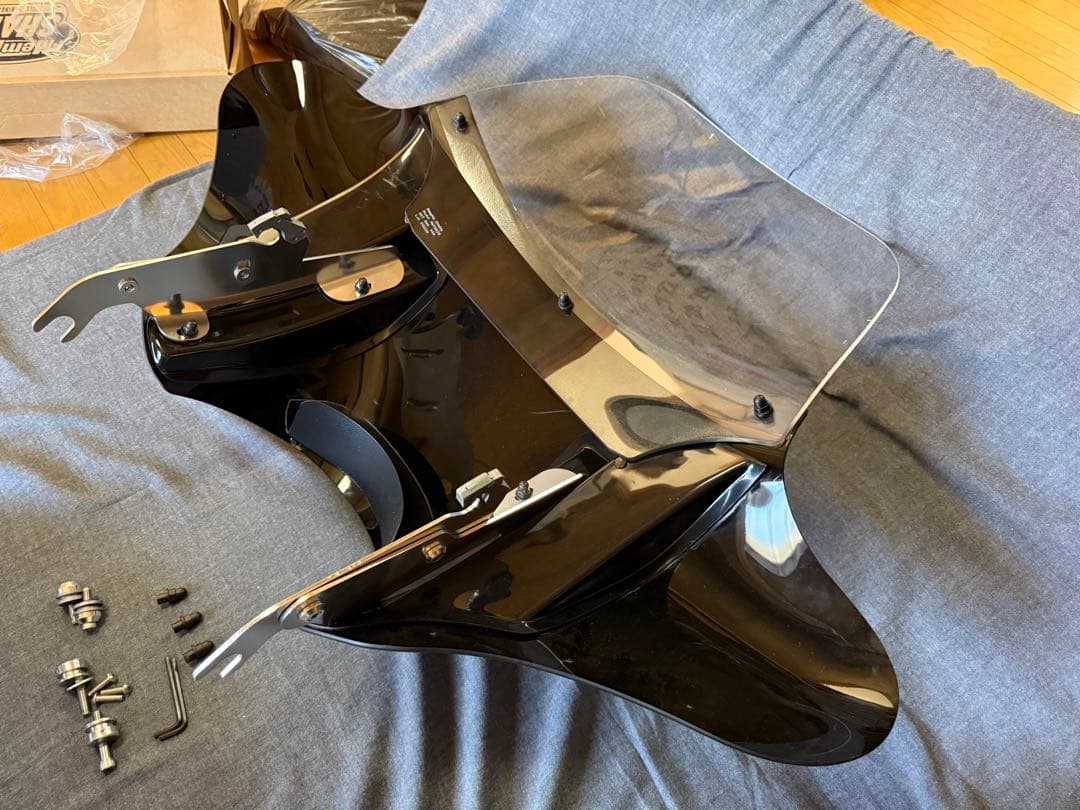 ハーレーFLSTCメンフィスシェードバットウイングフェアリング他