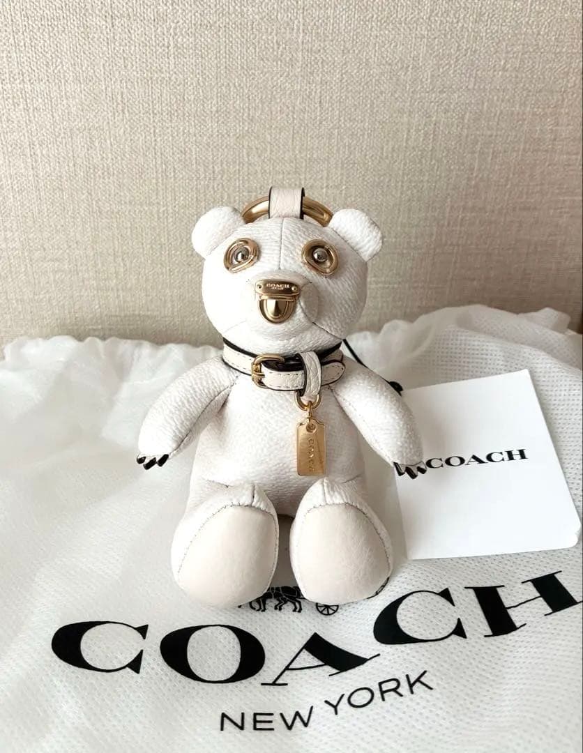 値下美品!完売!COACHコレクティブルベアバッグチャームシグネチャーキャンバス
