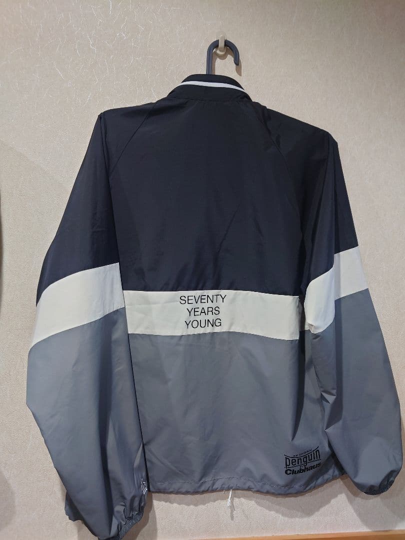 Penguin by Munsingwea✕Clubhaus ナイロンジャケット