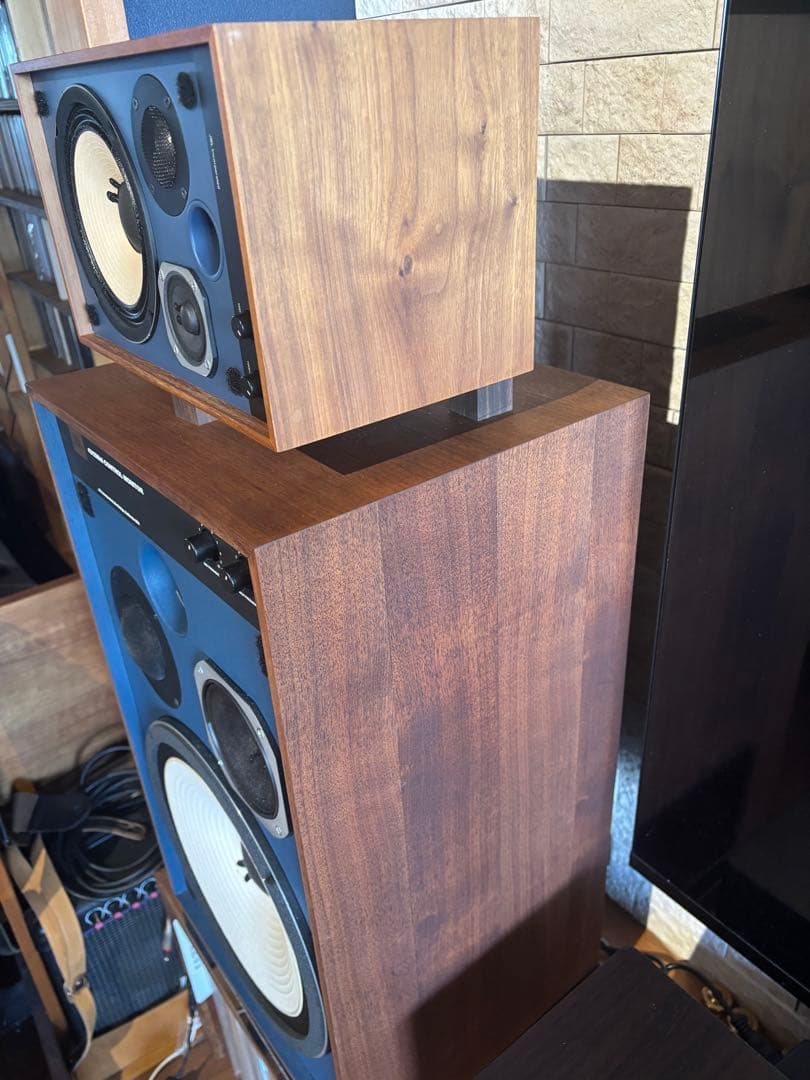 週末限定値下げ！　JBL 4312M WX ペア美品シリアル連番サランネット綺麗