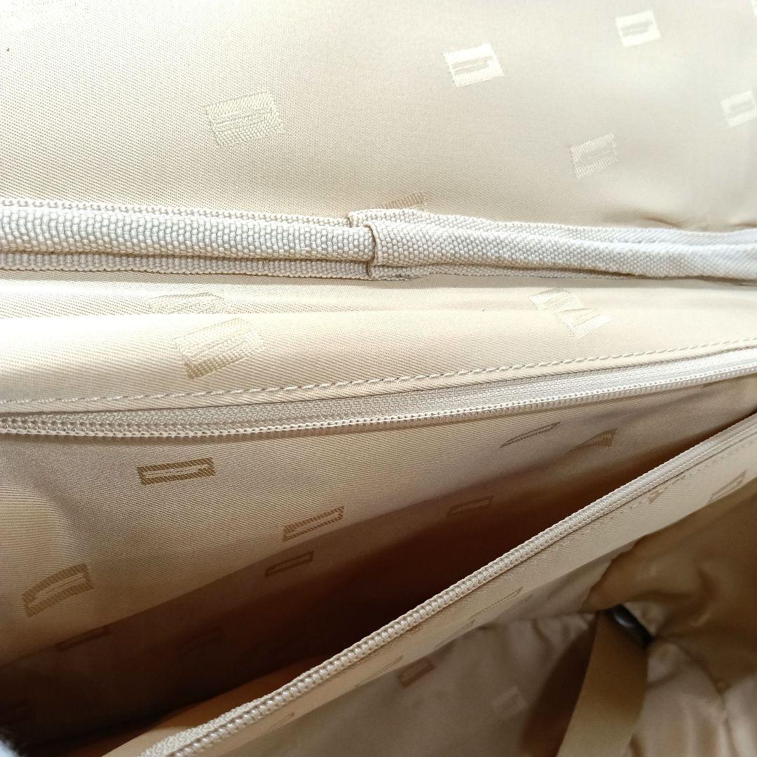 hartmann キャリーケース 4輪 上292