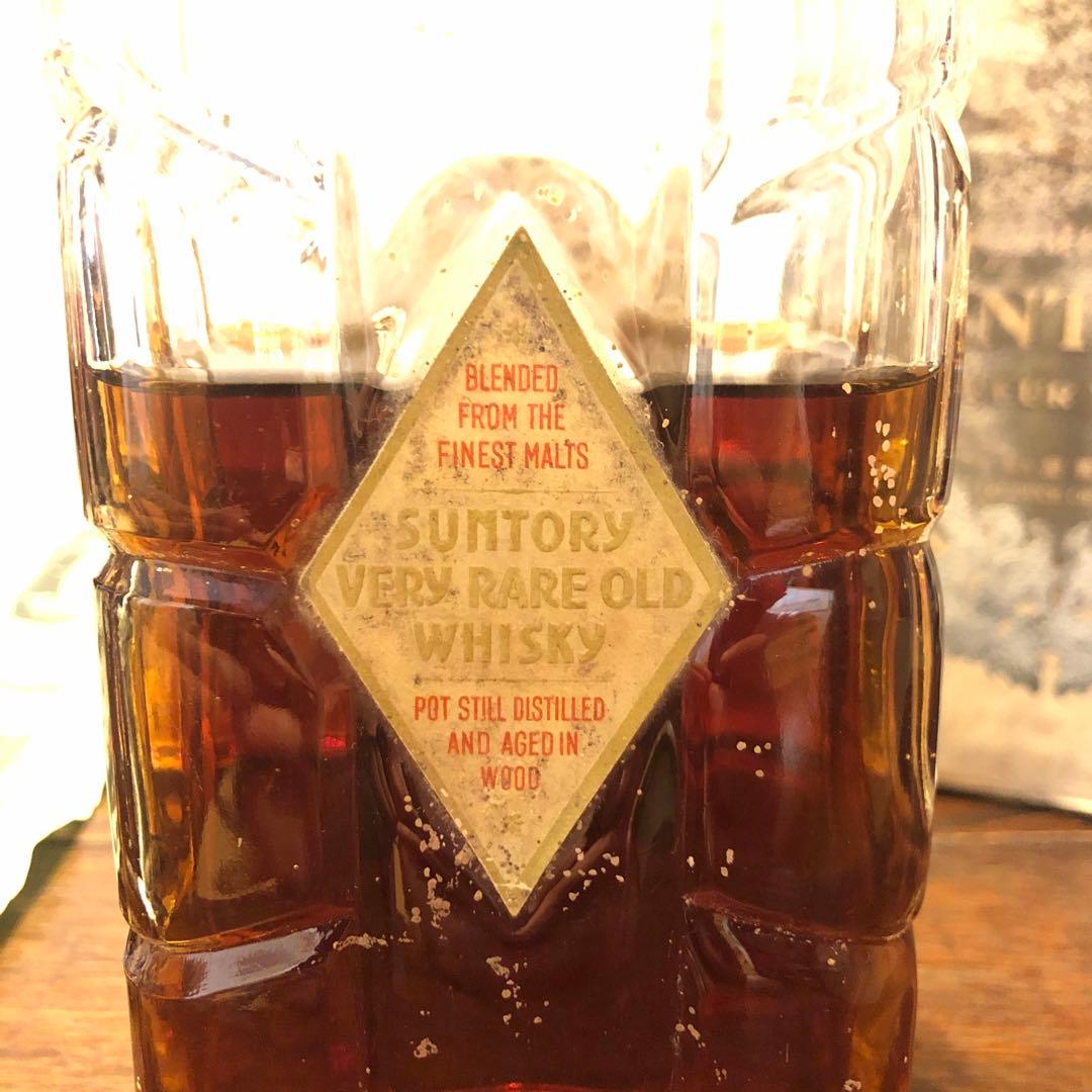 K*n様 レア品　箱入り戦前古酒壽屋（サントリー）リキュールウイスキー未開栓品