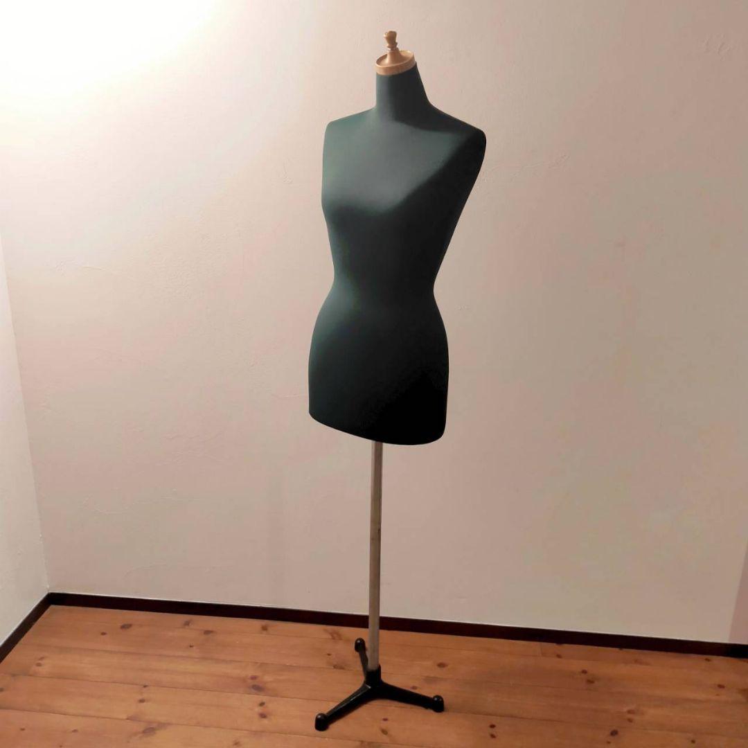 【美品】レディース ボディ マネキン 店舗用 トルソー 女性