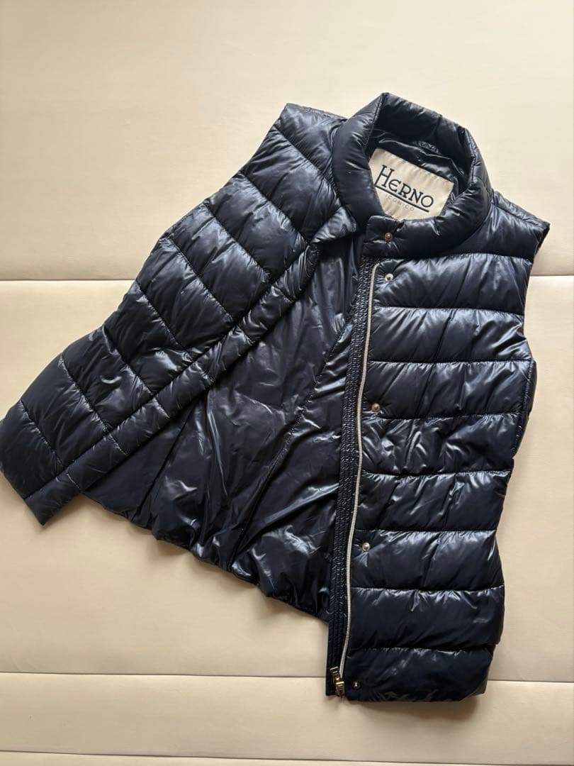 【HERNOヘルノ☆ICONICOイコニコダウンベスト 42