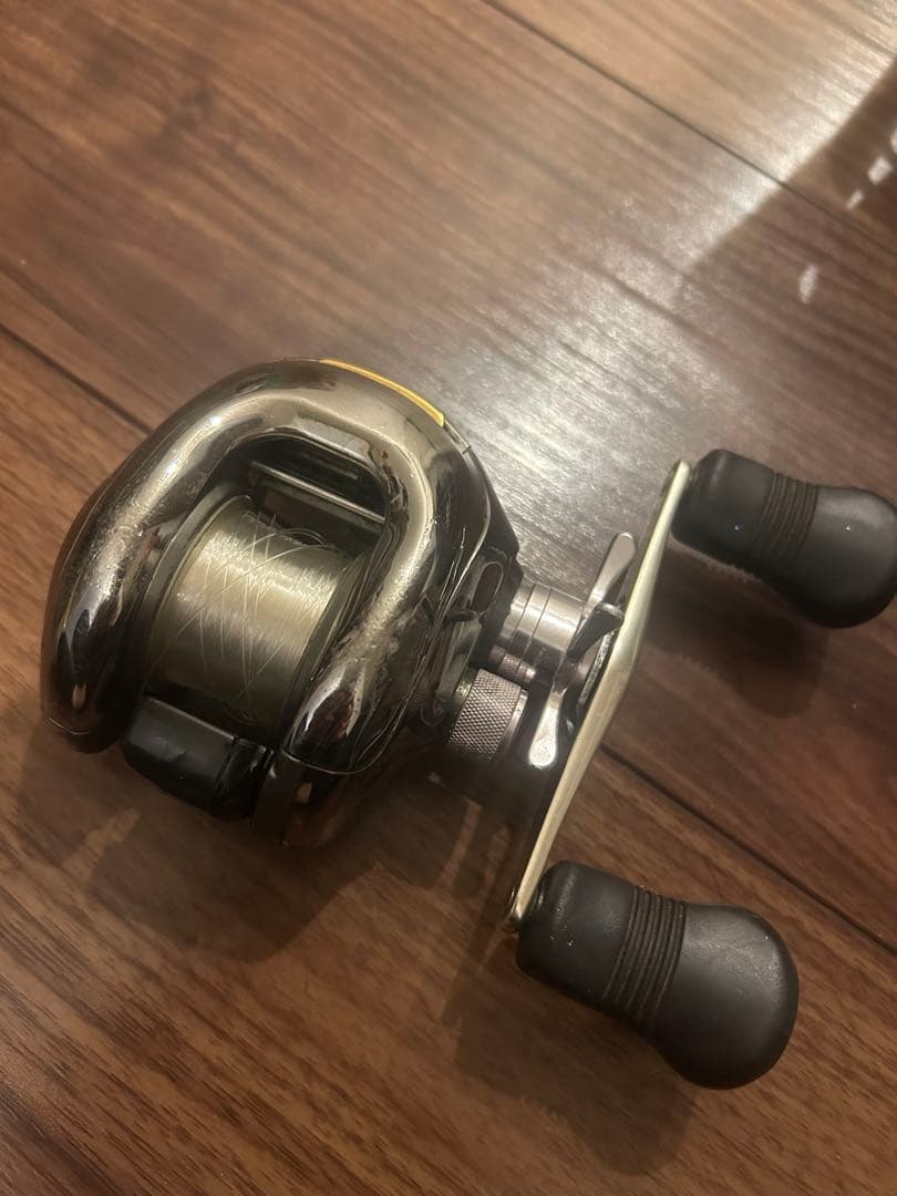 シマノ スコーピオンアンタレス RH220ベイトリール