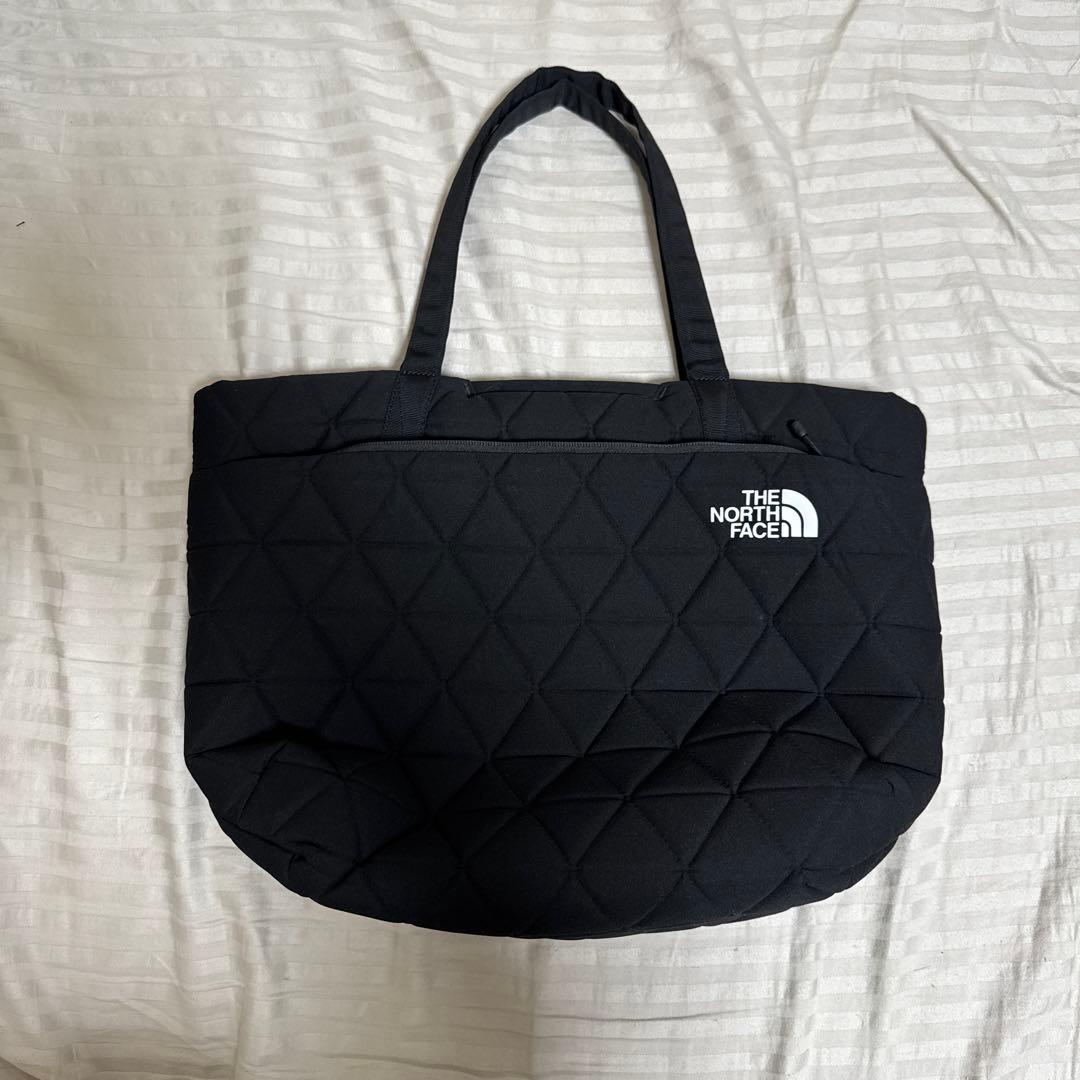 ノースフェイス 【ジオフェイストートバッグ】ブラック