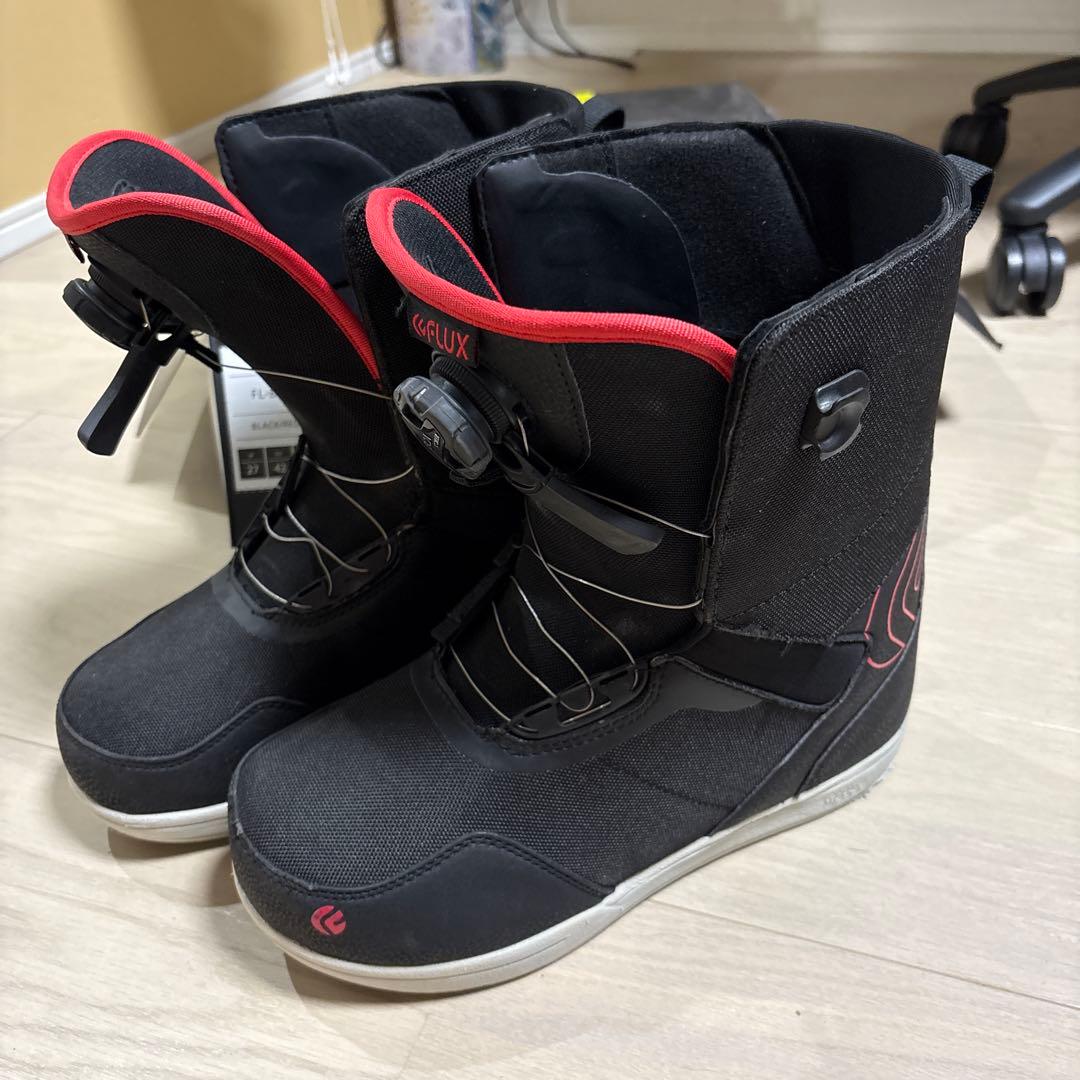 スノーボードブーツ ブラック/レッド