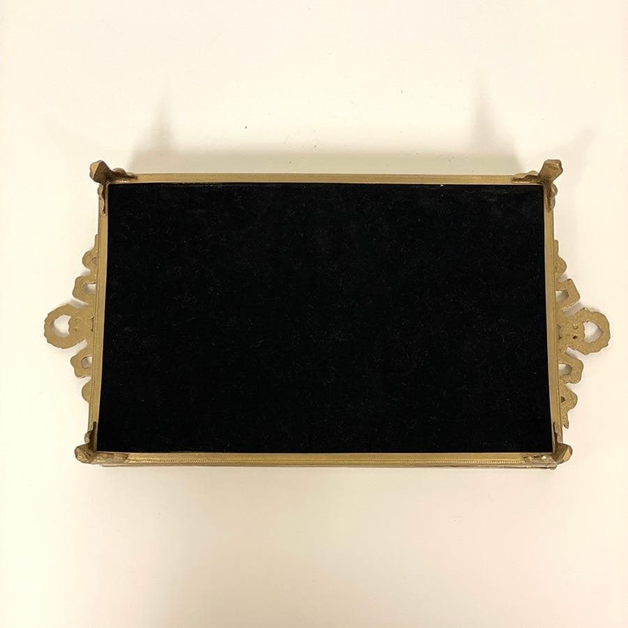 新品トレイお値下げいたしました2枚セットモノトーンジオメトリック柄が素敵です～♥