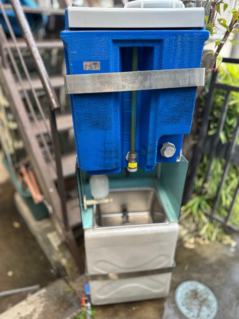 スイコー 大型貯水タンク 販売車タンク　手洗い付きの水貯蔵タンク仕様
