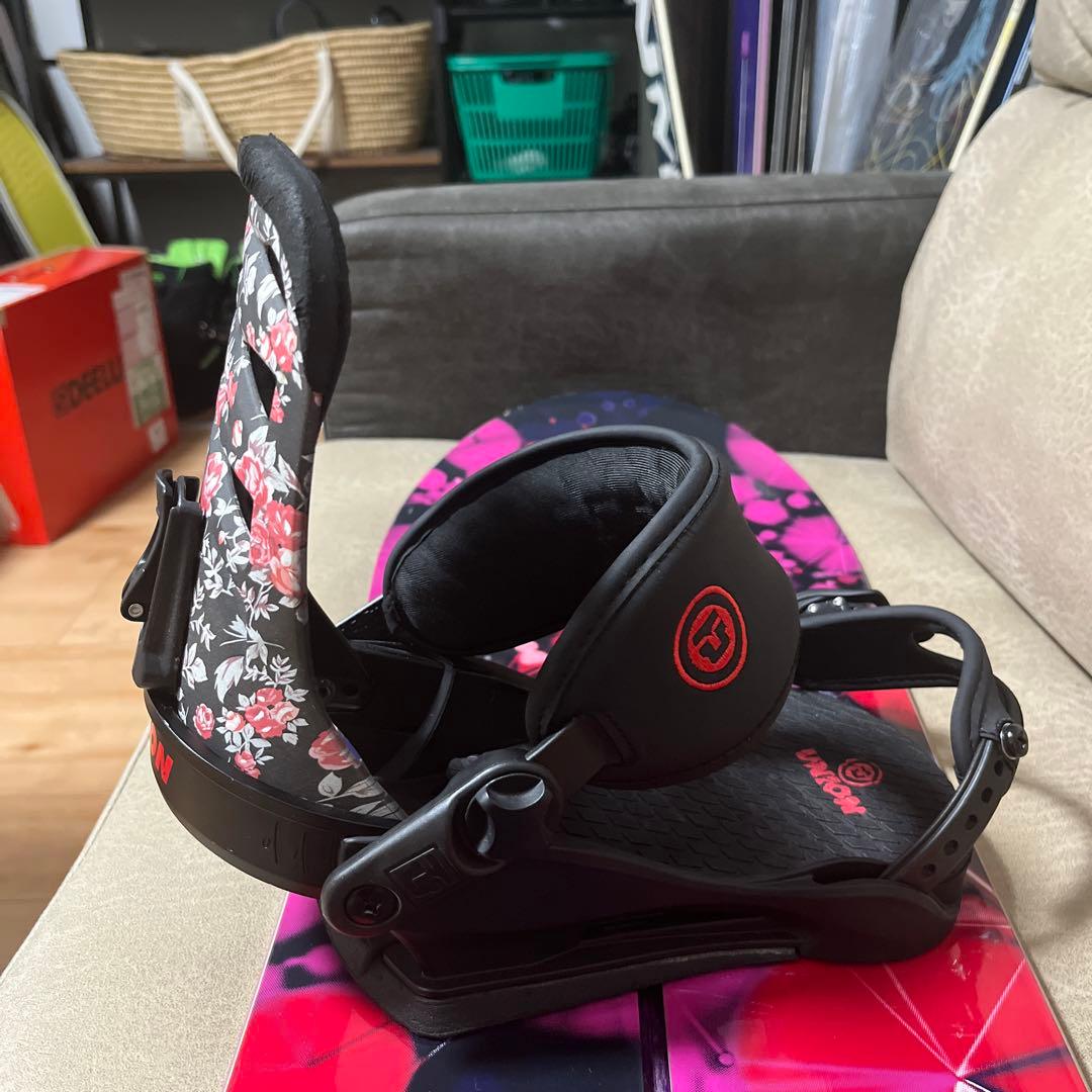 BURTON GENIE 142 FLATTOP×UNION Juliet M