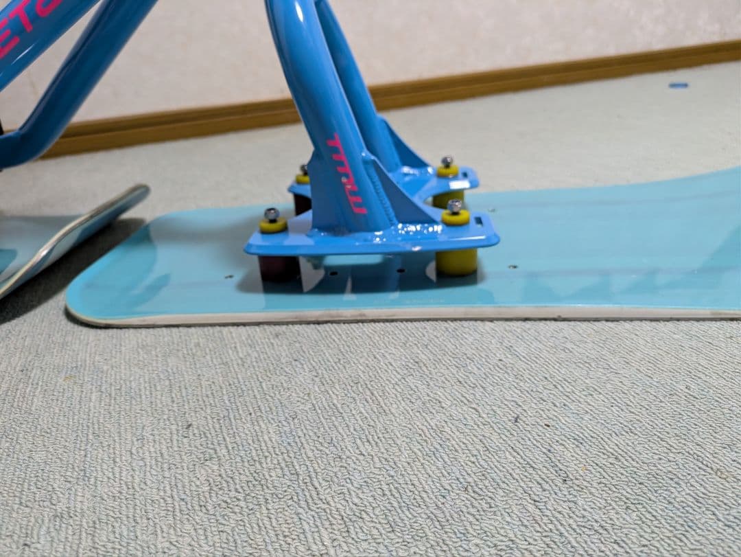 スノーモト　スノースクート　1月末まで90000円から83000円に値下げ