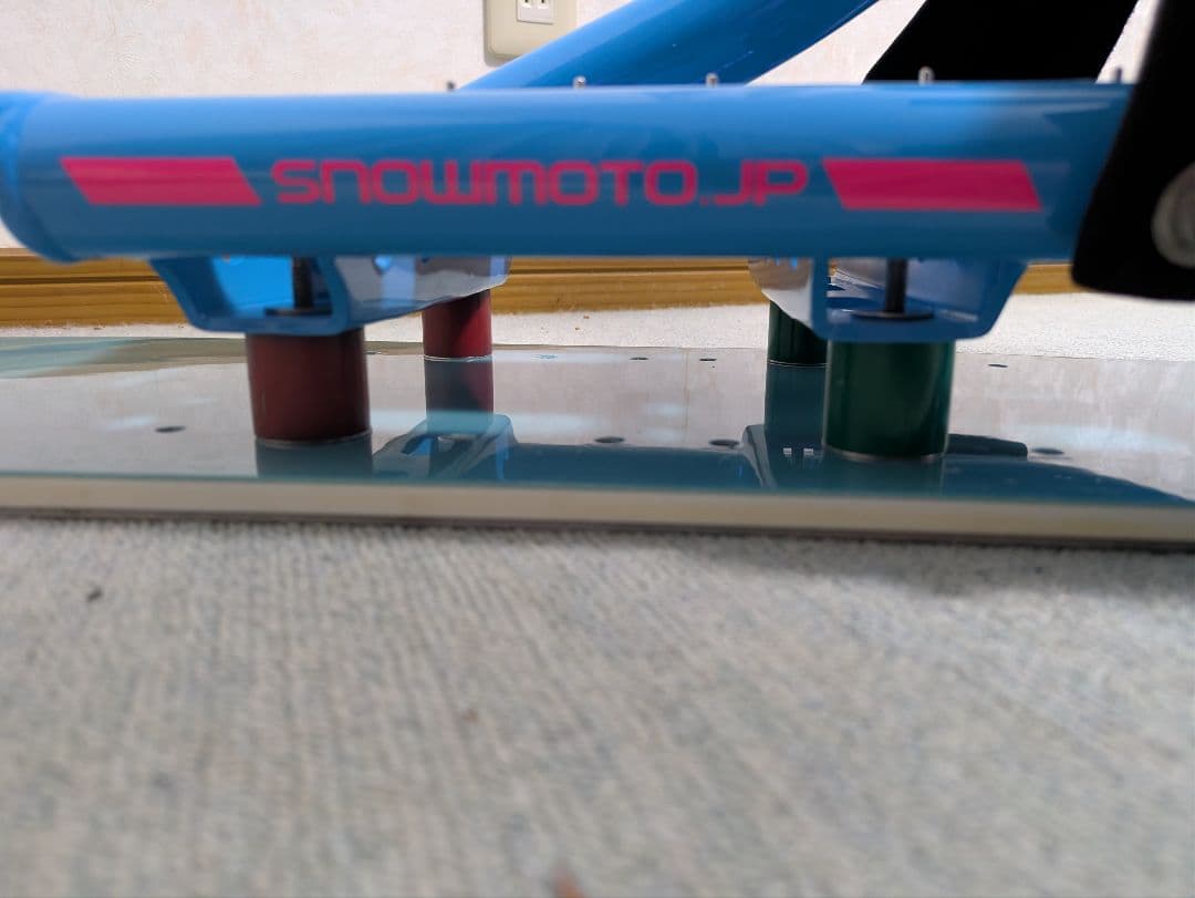 スノーモト　スノースクート　1月末まで90000円から83000円に値下げ