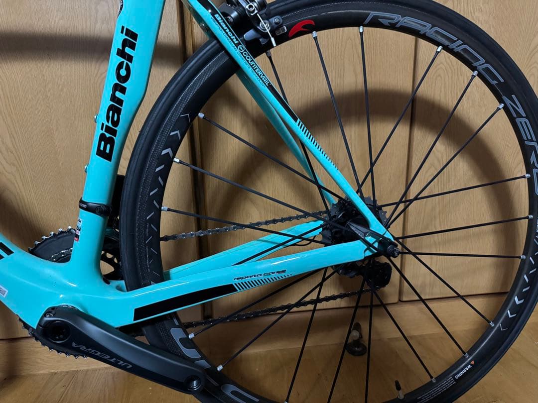 レース仕様！BIANCHI OLTRE XR3 Di2 レーシングゼロカーボン