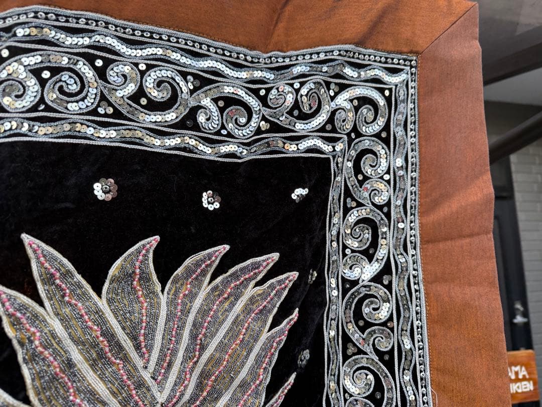 Ａドラゴンビーズ、&スパンコール 　　　エスニックタペストリー