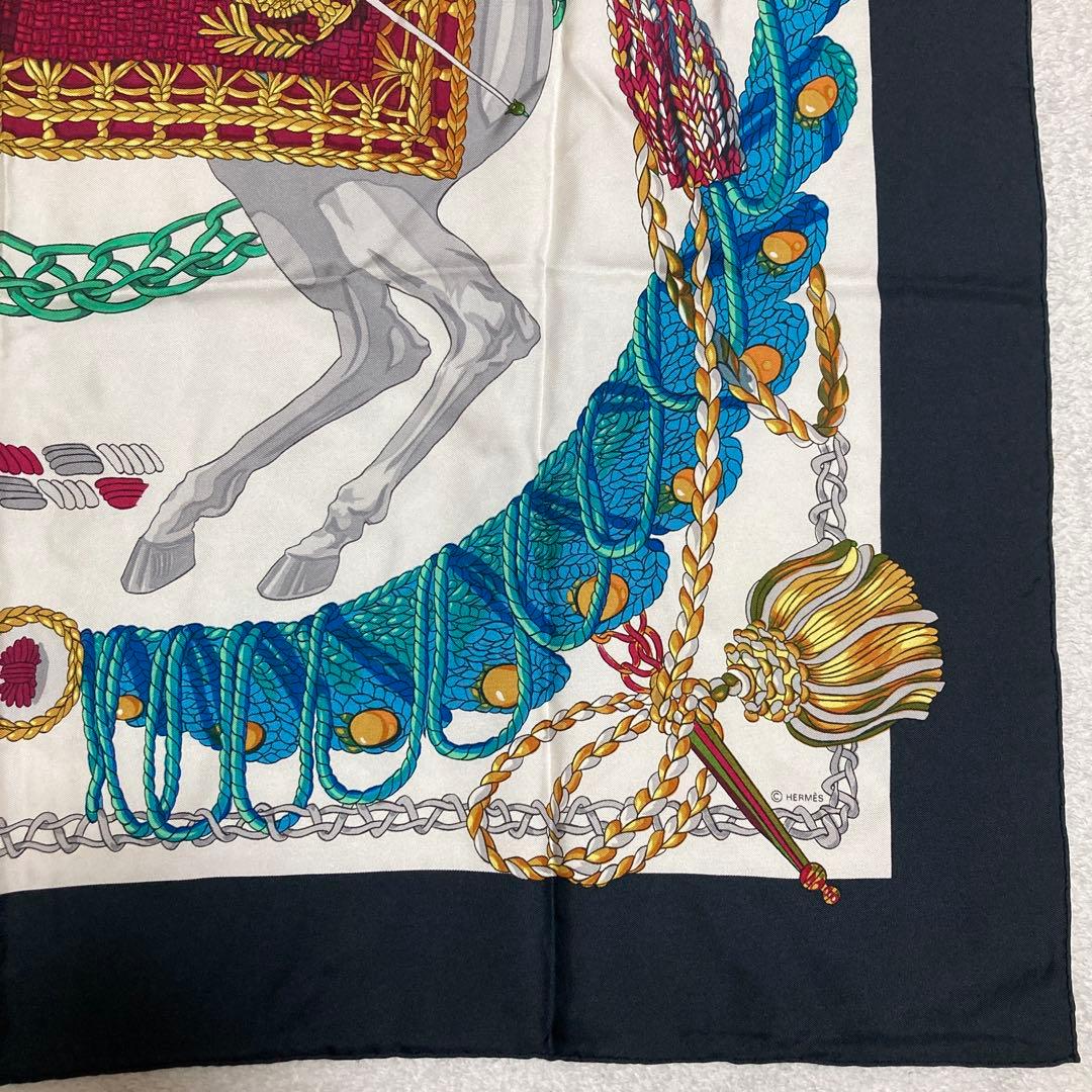 HERMES エルメス カレ90 ティンパニー奏者 スカーフ 黒　タグなし